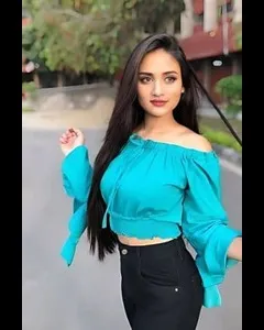 surbhi delhi escorts