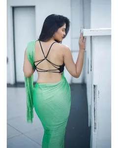 menika delhi escort